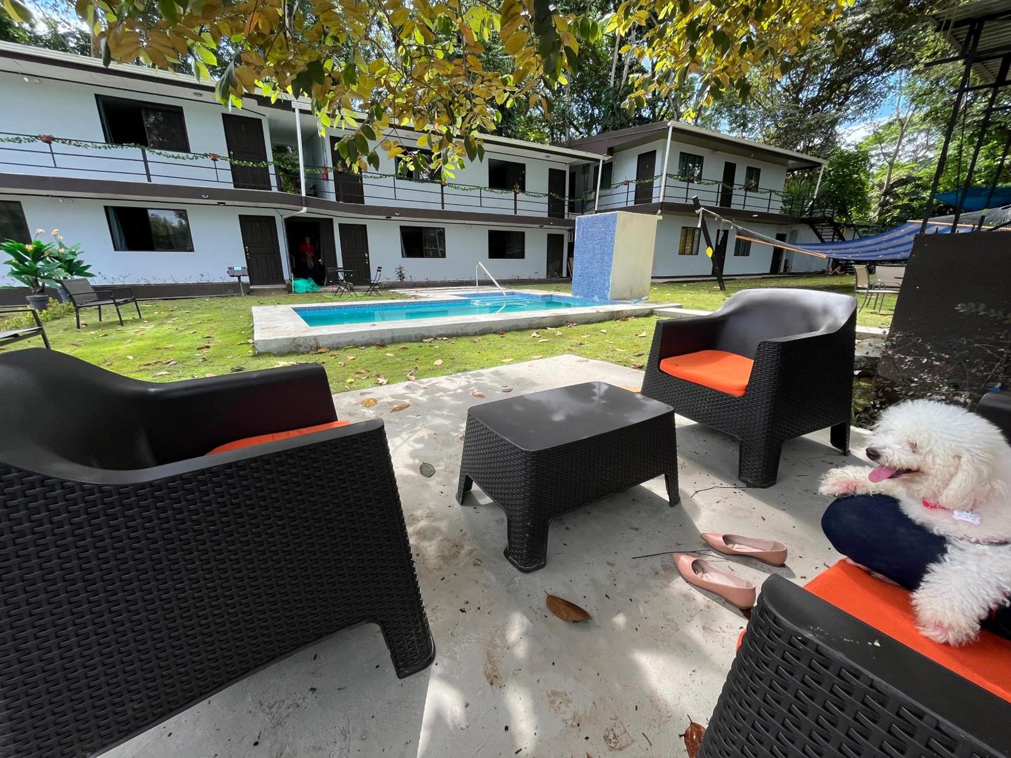 Hotel Azul Coral Cahuita Exterior foto