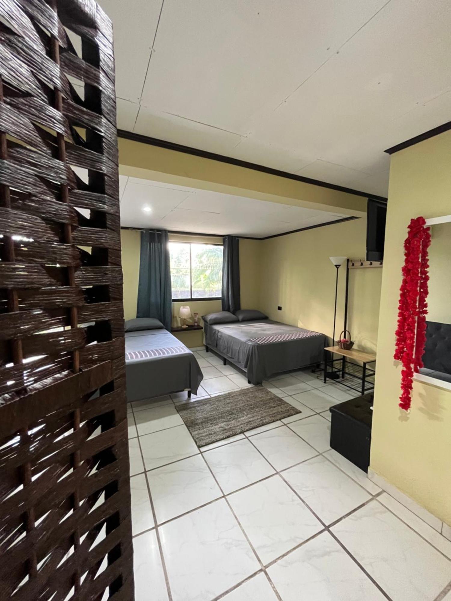 Hotel Azul Coral Cahuita Exterior foto